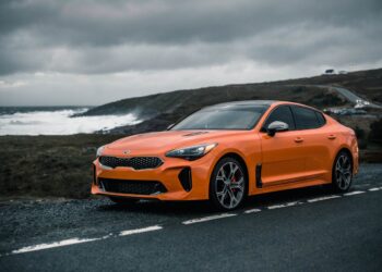 5 Erreurs de Conduite Qui Peuvent Réduire la Durée de Vie de Votre Voiture