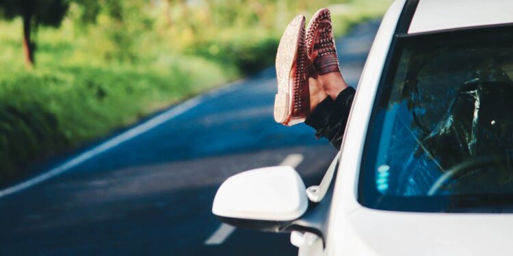 Check-list complète pour préparer un road trip réussi