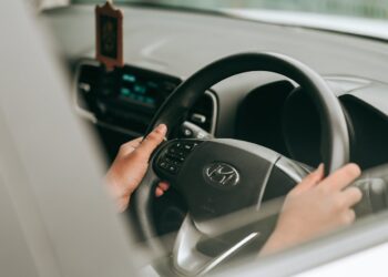 Équipements de sécurité à considérer lors de l’achat d’une voiture neuve