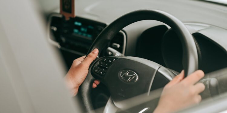 Équipements de sécurité à considérer lors de l’achat d’une voiture neuve