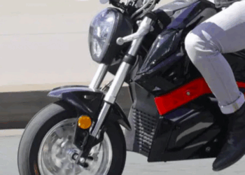 Togo : L’administration publique passe à l’électrique avec des motos écologiques