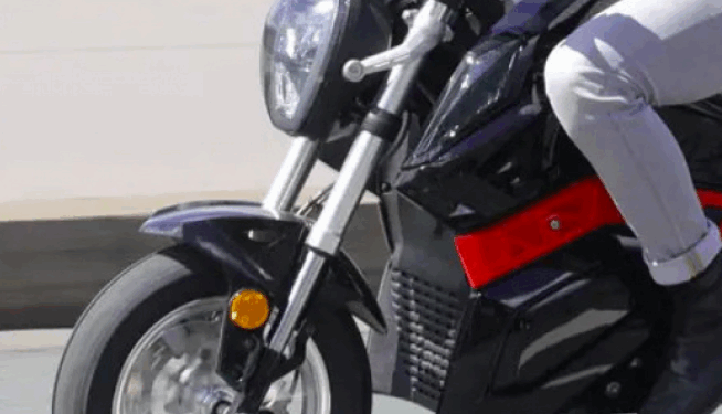 Togo : L’administration publique passe à l’électrique avec des motos écologiques