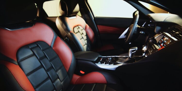 Que Vérifier Lors de l’Achat d’une Voiture d’Occasion à Lomé et au-delà