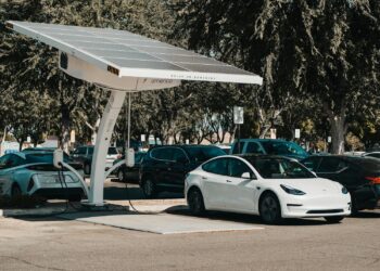 Guide Ultime pour une Propriété Écoresponsable de Voiture Électrique au Togo (2025)
