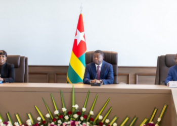 Le Togo approuve un budget record de 4,87 milliards de dollars pour 2026 : un coup d&rsquo;accélérateur pour les infrastructures routières