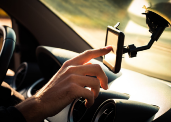 Accessoires Auto Essentiels pour une Conduite Sûre et Confortable au Togo