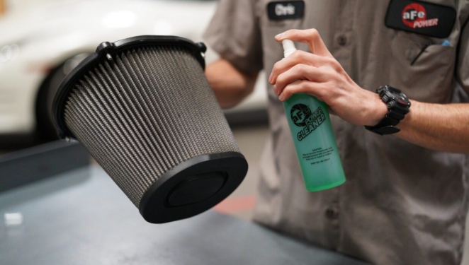 Filtre à Air : Comment le Nettoyer et l&rsquo;Entretenir sur les Routes Difficiles du Togo