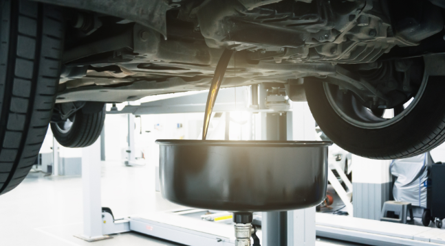 Vidange Maison : Comment Économiser sur l&rsquo;Entretien de Votre Voiture au Togo