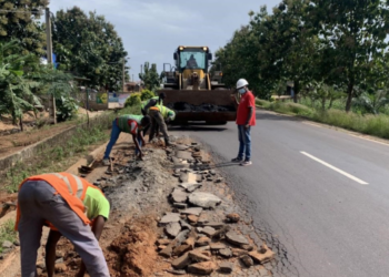 Réparation Rapide de Suspension Après de Fortes Pluies à Atakpamé et dans le Togo Rural